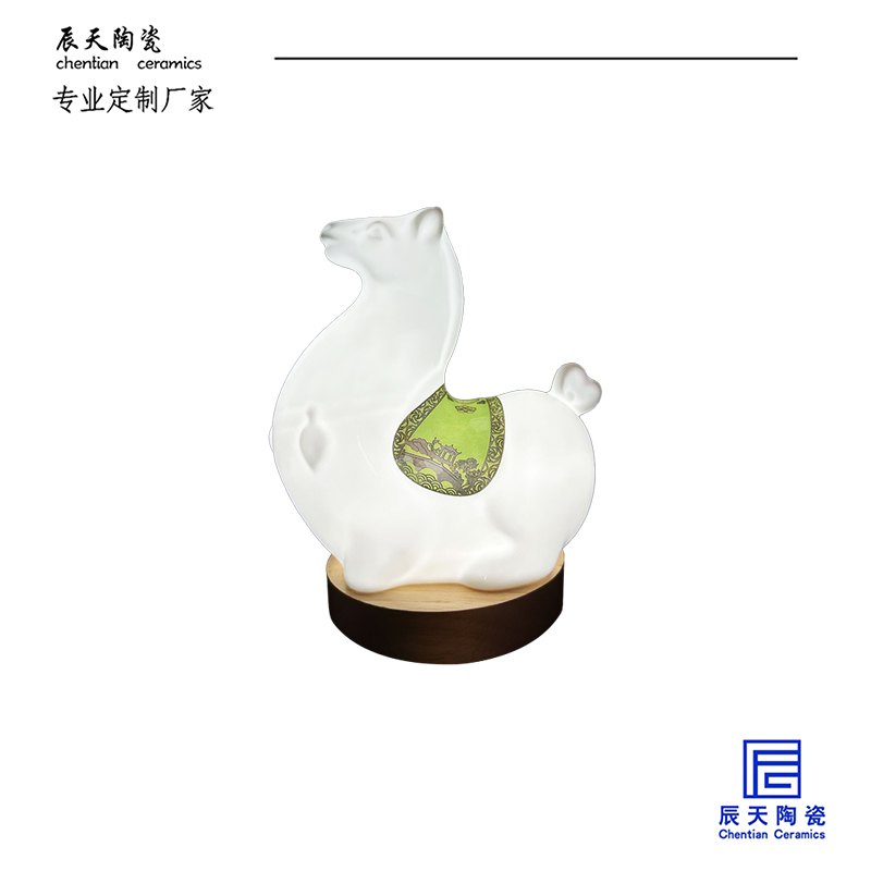 <b>平湖博物館定製 文創陶瓷薄胎馬燈</b>